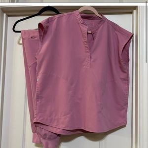 FIGS rare color CHALK PINK set